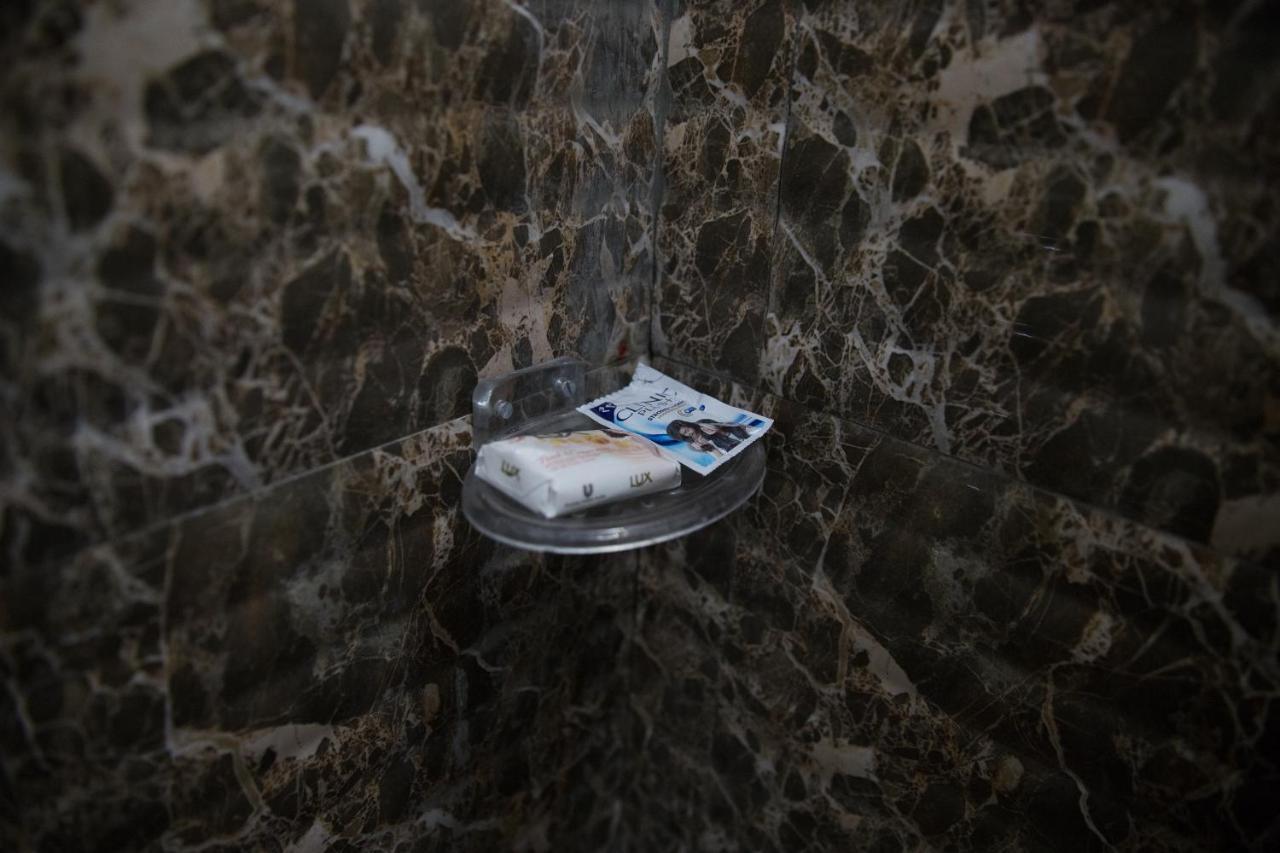 Hotel Alibaba Mumbai Kültér fotó