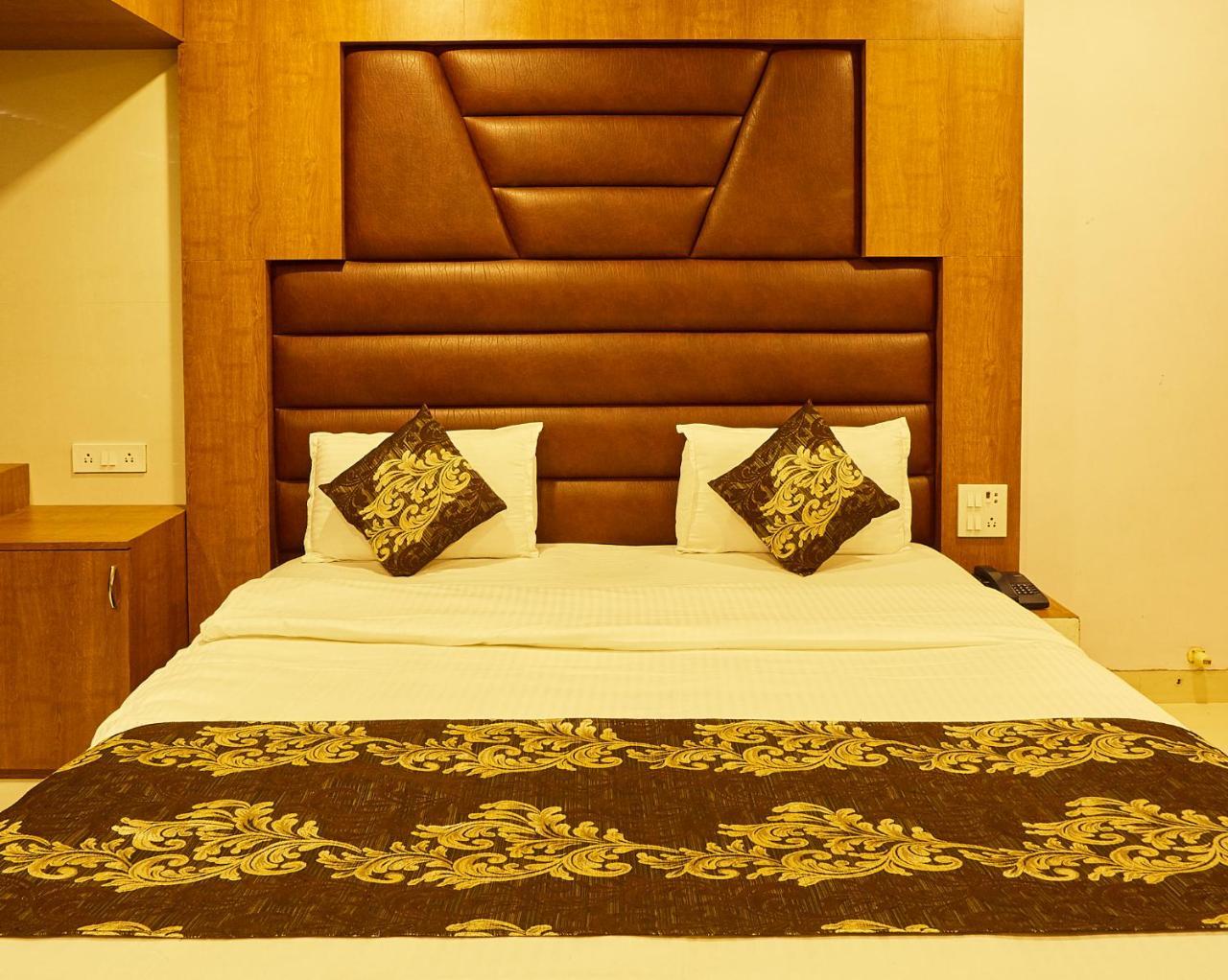 Hotel Alibaba Mumbai Kültér fotó